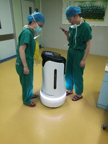 Intelligenter Serviceroboter für Krankenhäuser